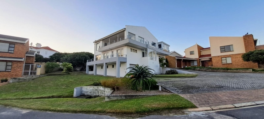 To Let 5 Bedroom Property for Rent in Vermont Western Cape